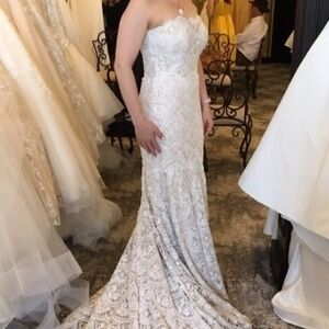 Elegant Lace Strapless Wedding Dress-Wtoo
